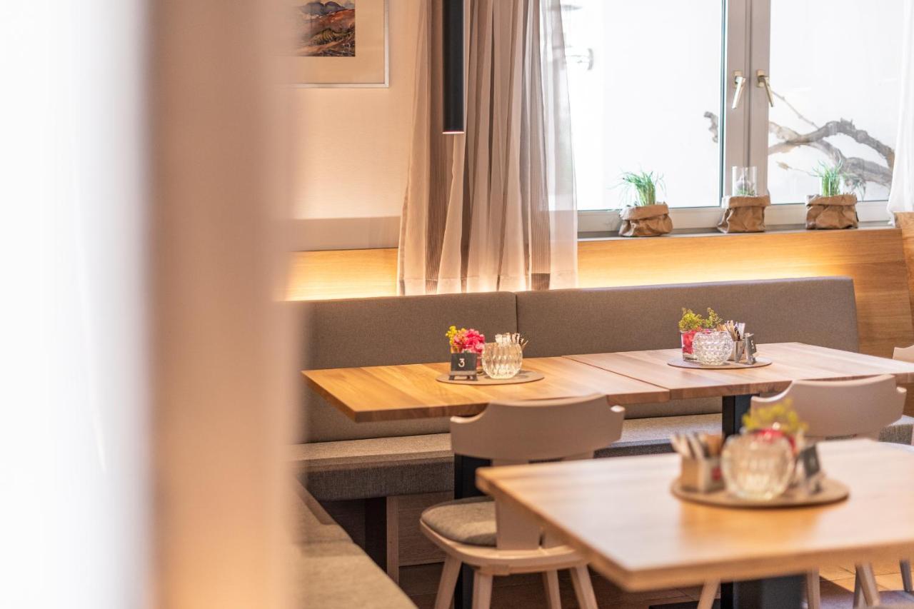 Pension Etschblick B&B Frangarto Exteriör bild