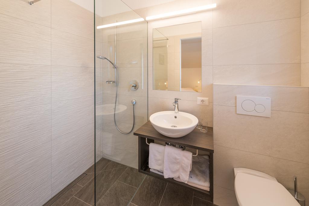 Pension Etschblick B&B Frangarto Exteriör bild