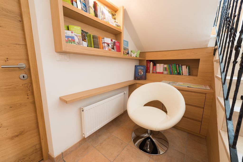 Pension Etschblick B&B Frangarto Exteriör bild